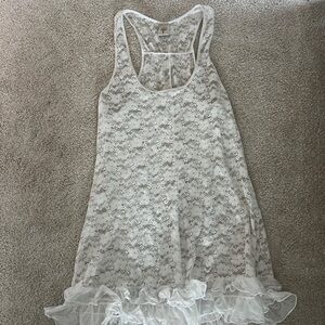 Vintage White Lace Mini Dress with Ruffle Detailing